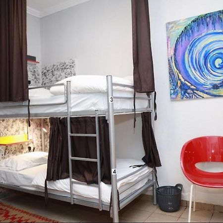 Hoja Hostel Tirana Buitenkant foto
