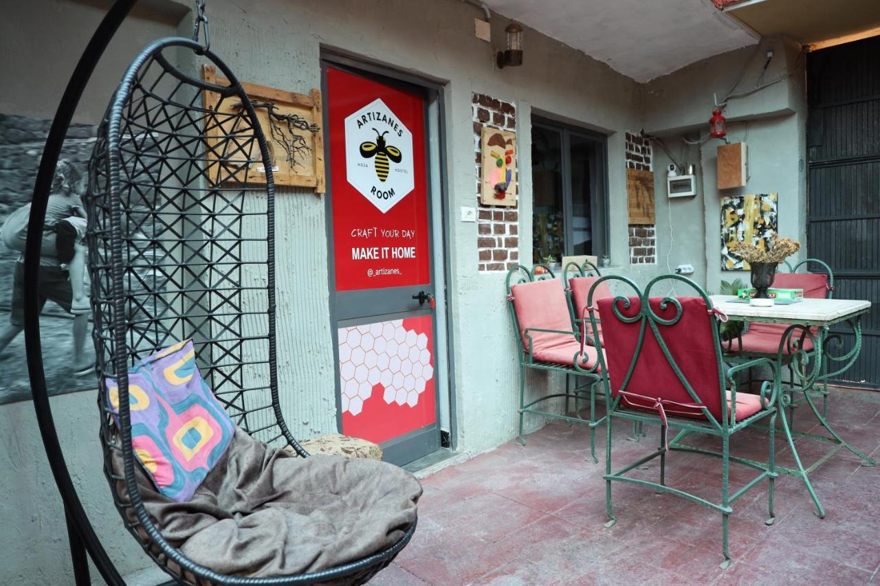 Hoja Hostel Tirana Buitenkant foto